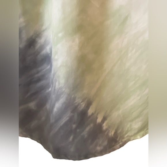 Red Haute spring tie dye collared button down shirt NWT size S. Retail $166 - Picture 9 of 11